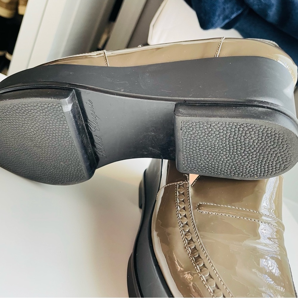 Robert Clergerie loafers/ color green/ used brand new/ size 37/5 Eua.